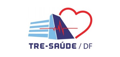 Logo do TRE-Saúde DF com o desenho de um prédio azul e um coração vermelho com traço de eletrocardiograma ao fundo.
